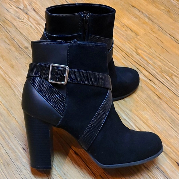 CHRISTIAN SIRIANO Booties Sz 10 - Picture 1 of 6
